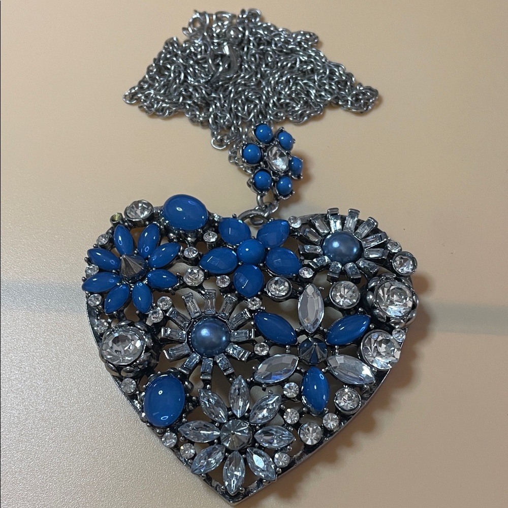 Elegant Blue and Silver Heart Pendant Necklace